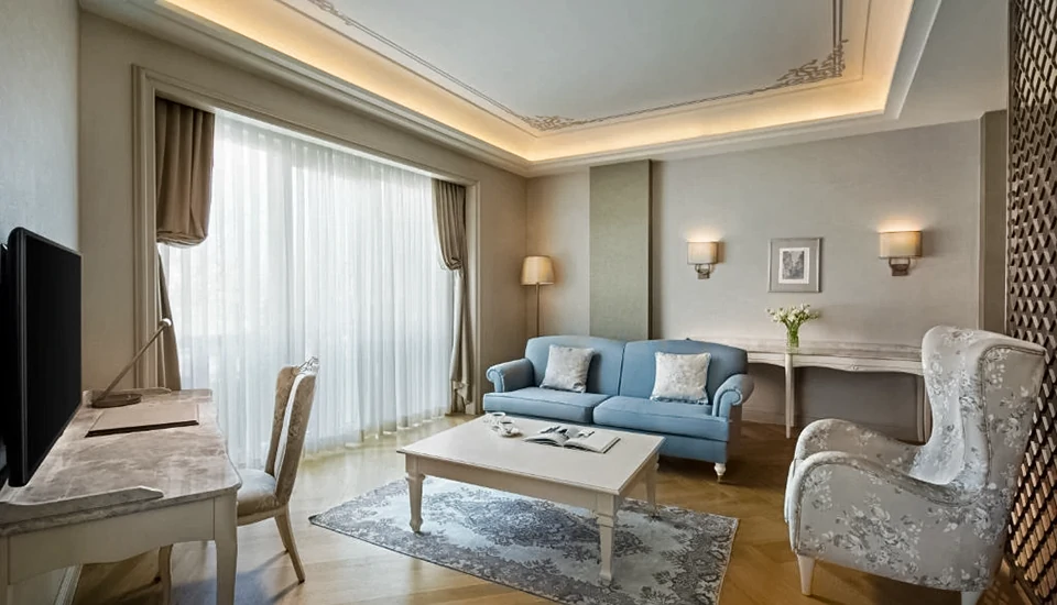 هتل لازونی استانبول